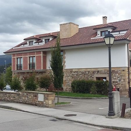 Hotel Valle De Cabezon Cabezón de la Sal Extérieur photo