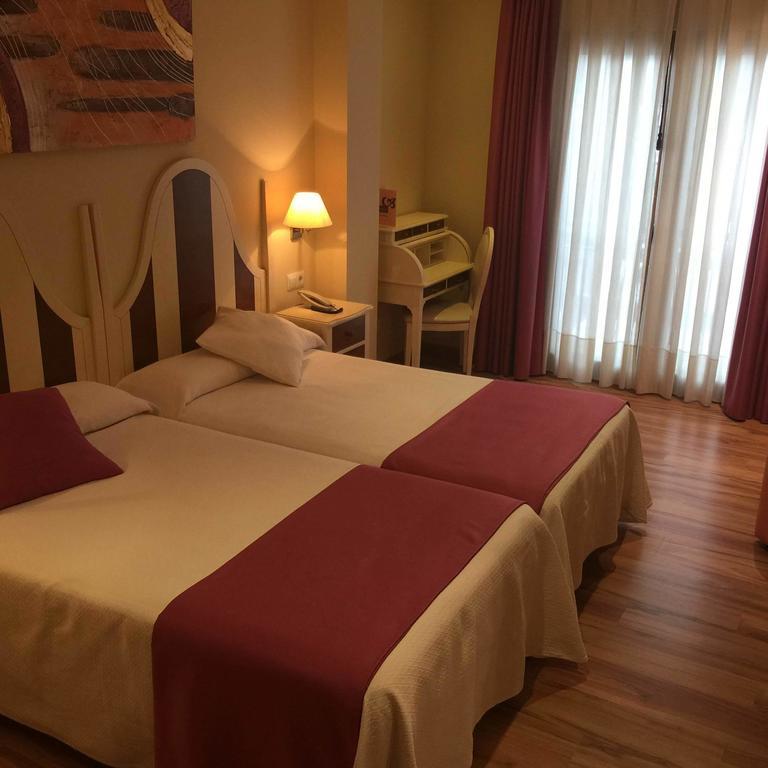 Hotel Valle De Cabezon Cabezón de la Sal Chambre photo