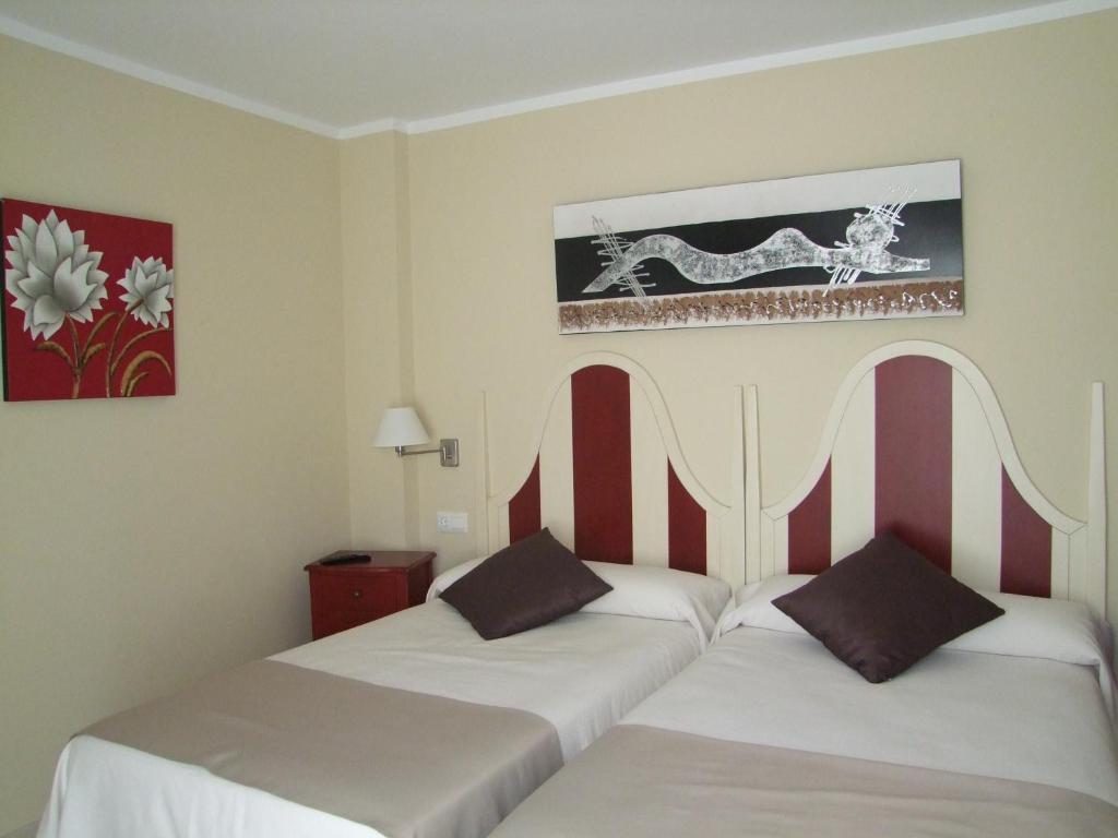 Hotel Valle De Cabezon Cabezón de la Sal Chambre photo
